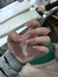 -晨·艺美甲美睫