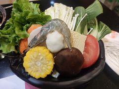 -呷哺呷哺(世贸.工三店)