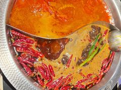 -廖掌柜·重庆鲜货火锅(上海首店)