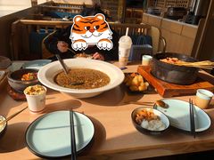 麻得跳-胡马八破·川菜小馆(宽厚里店)