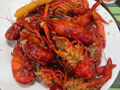 -金马门国际美食百汇(珞喻路店)