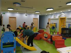 -巧虎KIDS早教托育成长中心(北京西城天虹中心)