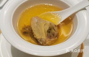 Herbal Chicken Soup with Liver-Protecting Herb