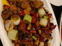 宫保鸡丁-夫妻肺片·中华老字号·正宗川菜(春熙路店)