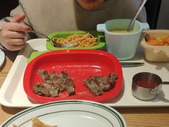 -菲滋意式餐厅(临平万达店)