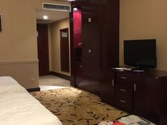 -张家界大成山水国际大酒店