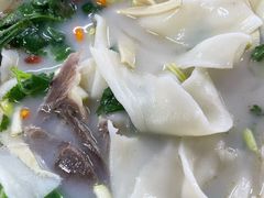 -吕记清真美食城(永兴服装街店)