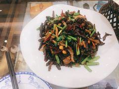 -哈啾嗨·新概念蒙餐(红星新城店)