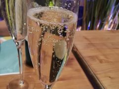 -临界音乐酒馆·小龙虾·江湖菜(华熙LIVE·鱼洞店)
