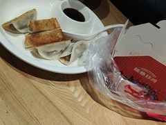 -百荣世贸商城