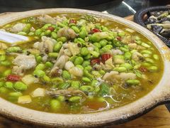 -土砂锅生态山庄·非遗砂锅雅鱼