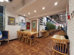 -贵凤凰贵州米粉(五道口店)