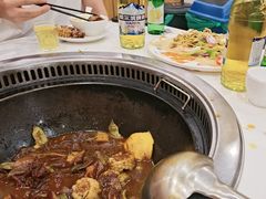 -九妹农家大铁锅东北菜(江湾店)