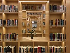 -漕河泾街道图书馆(漕河泾社区文化活动中心店)