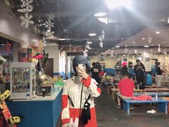 -乔波室内滑雪场