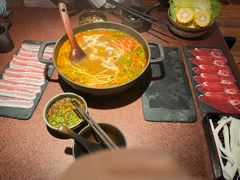 苗岭红酸汤-旺福·贵州酸汤牛肉火锅(陆悦天地店)