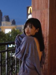 -变画·发型STUDIO