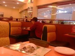 卡座-萨莉亚意式餐厅(河东万达店)