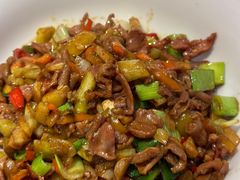 干锅鸡杂-俏湘厨•地道湘菜(建华南路店)