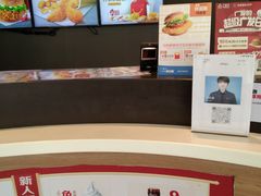 -麦当劳(杭州国际服装城店)