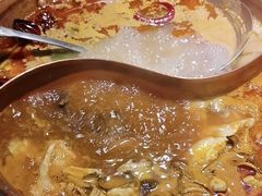 -洱火云南酸菜牛肉火锅(石景山当代商城店)