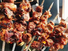 -烤肉小伙烤肉店