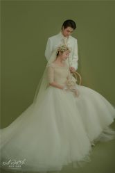 -易摄影婚纱摄影工作室