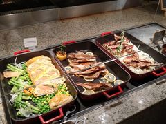 自助取餐区-松山湖凯悦酒店·Café自助餐厅·周末火舞秀表演