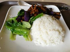 鱼香茄子鸡柳饭-都城快餐(都信店)