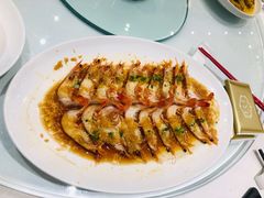 金蒜蒸开背草虾-上海会馆(香港名都店)