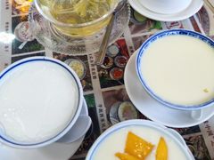 -周大娘牛乳(旧寨古村总店)