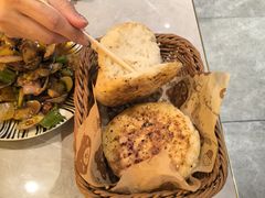 -沪上名羊天下•烤羊腿•东北烧烤•小龙虾(浦东直营总店)