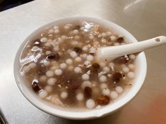 -芳婆糕团店(王府大街店)