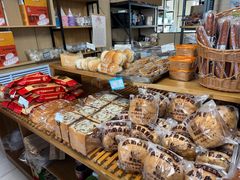 -秀云俄罗斯列巴屋(军星小区店)