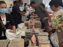 -荣誉海鲜酒楼(海湾店)