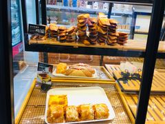 面包甜点陈列柜-麦的多生日蛋糕(花满庭店)