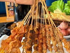 -卞二小串·鹤岗烧烤·坑烤(永定路店)