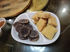 -88号小吃店·经典云南菜·地道纳西美食