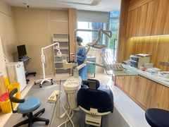 -上海仁爱医院口腔科 · 种植