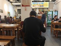 -丽虹云南过桥米线(兴工街店)