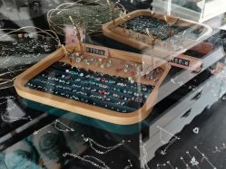 -龙之吻专业刺青·手工耳洞·纹身去色
