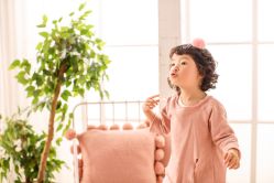 点击看大图 -芳妮豆丁家庭影像馆(宝安店)
