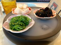 餐前小菜-荷庭·精致湘菜(华强北九方店)