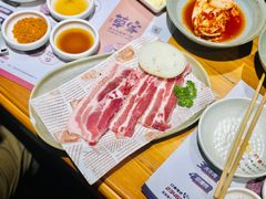 -草家酱蟹炭火烤肉店(珲春南路一店)