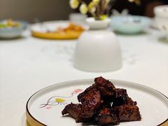 沪市牛肉粒-屋里厢上海菜馆
