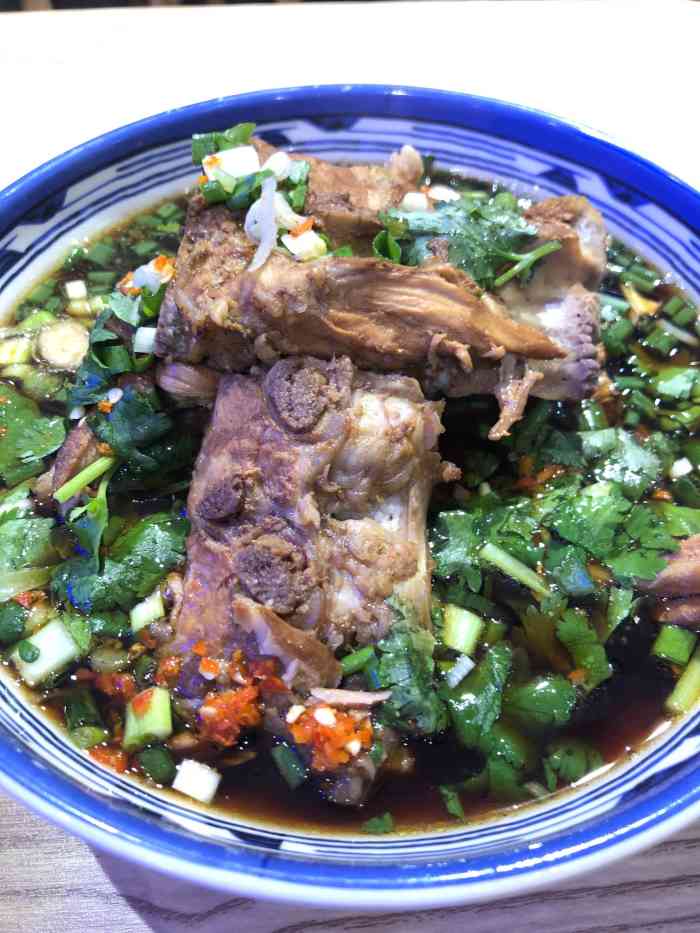 斗碗酱骨饭(万达广场锦华店)