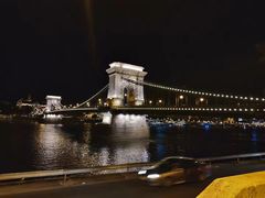 -多瑙河畔鞋履雕塑