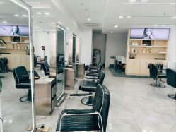 -Coo Hair salon