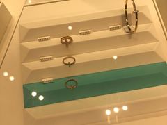 -Tiffany & Co.蒂芙尼
(杭州大厦店)