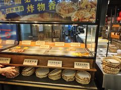 面包甜点陈列柜-和府捞面(东直门银座店)